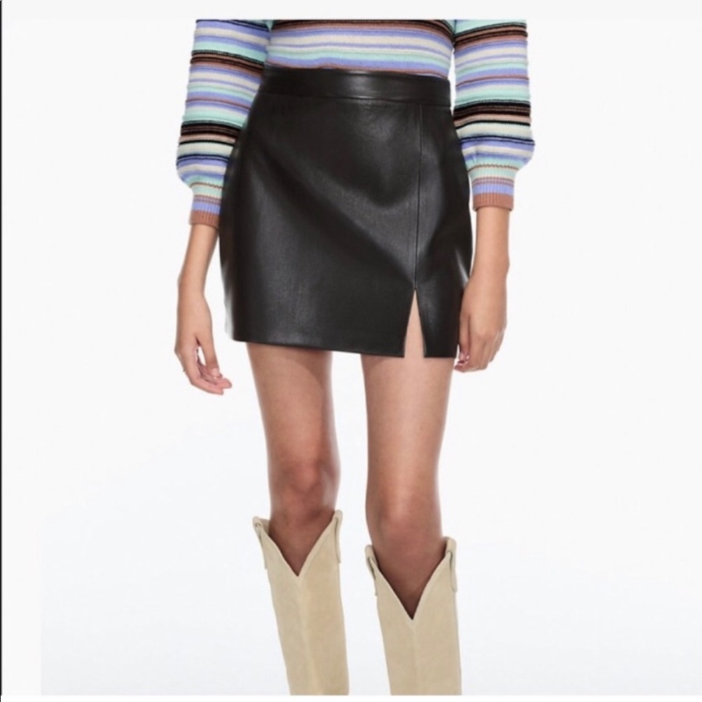 Wilfred Patio pleather mini skirt 2